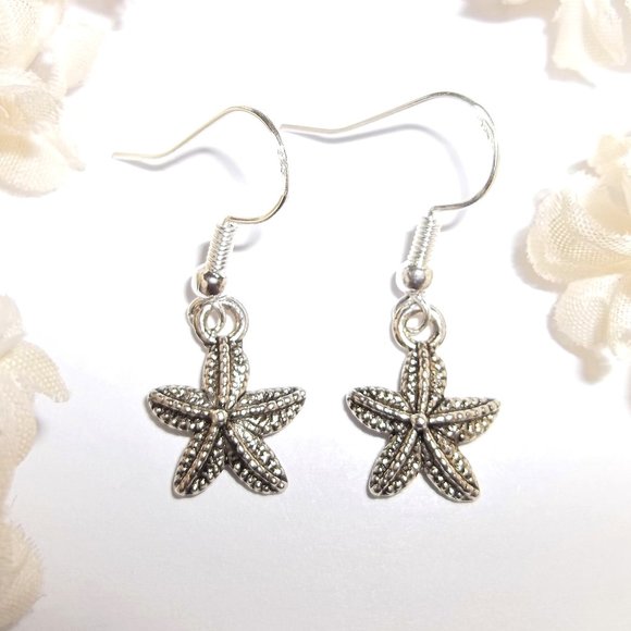 Starfish Earrings Silver and Black Dangle Drop Vacation Beach Theme Jewelry 7061 - Picture 1 of 10